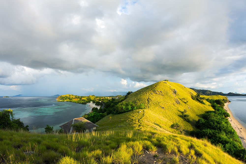 Guide to Komodo Tours in Indonesia - Designer Journeys Travel Blog